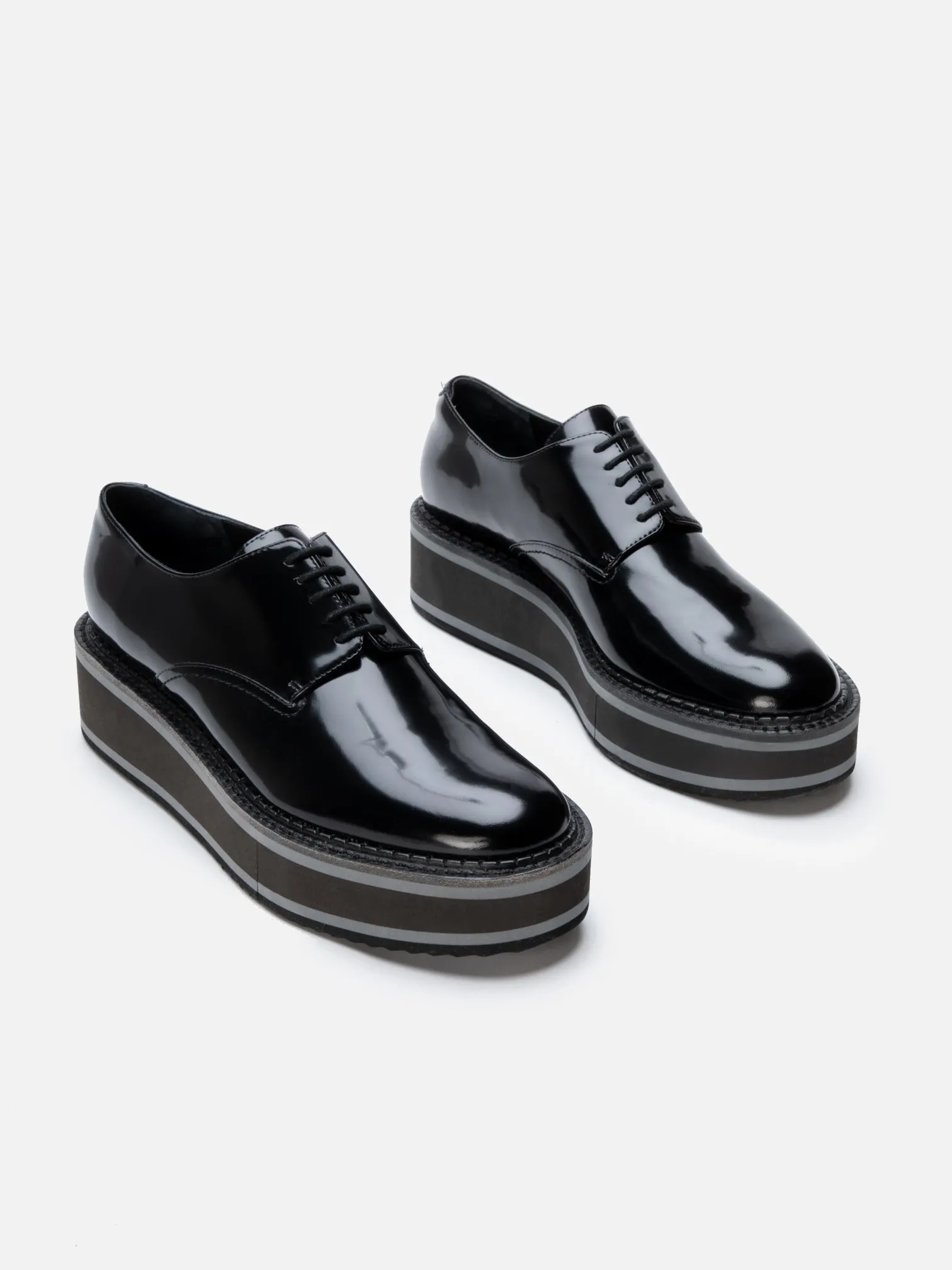 BROOK, gloss black